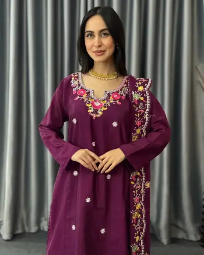 Royal Plum Chinon Silk Set secondary