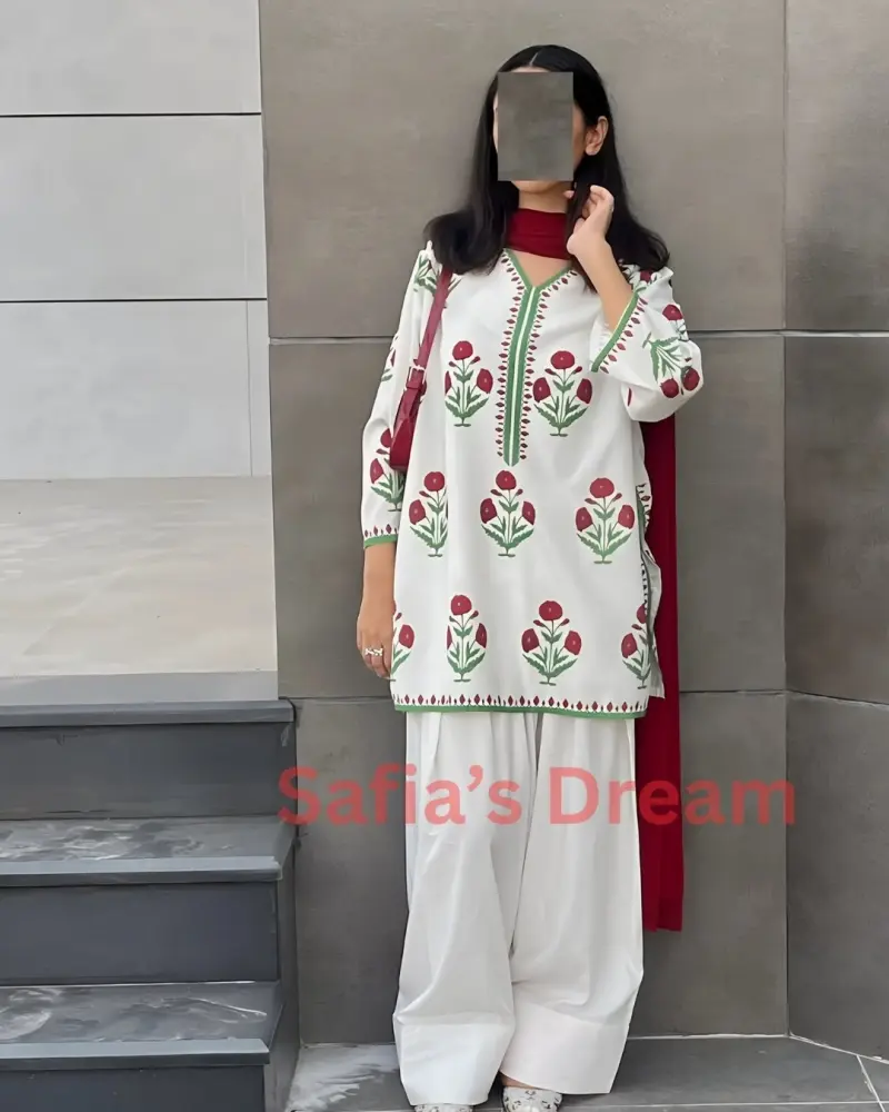 White Garden Grace 🌿